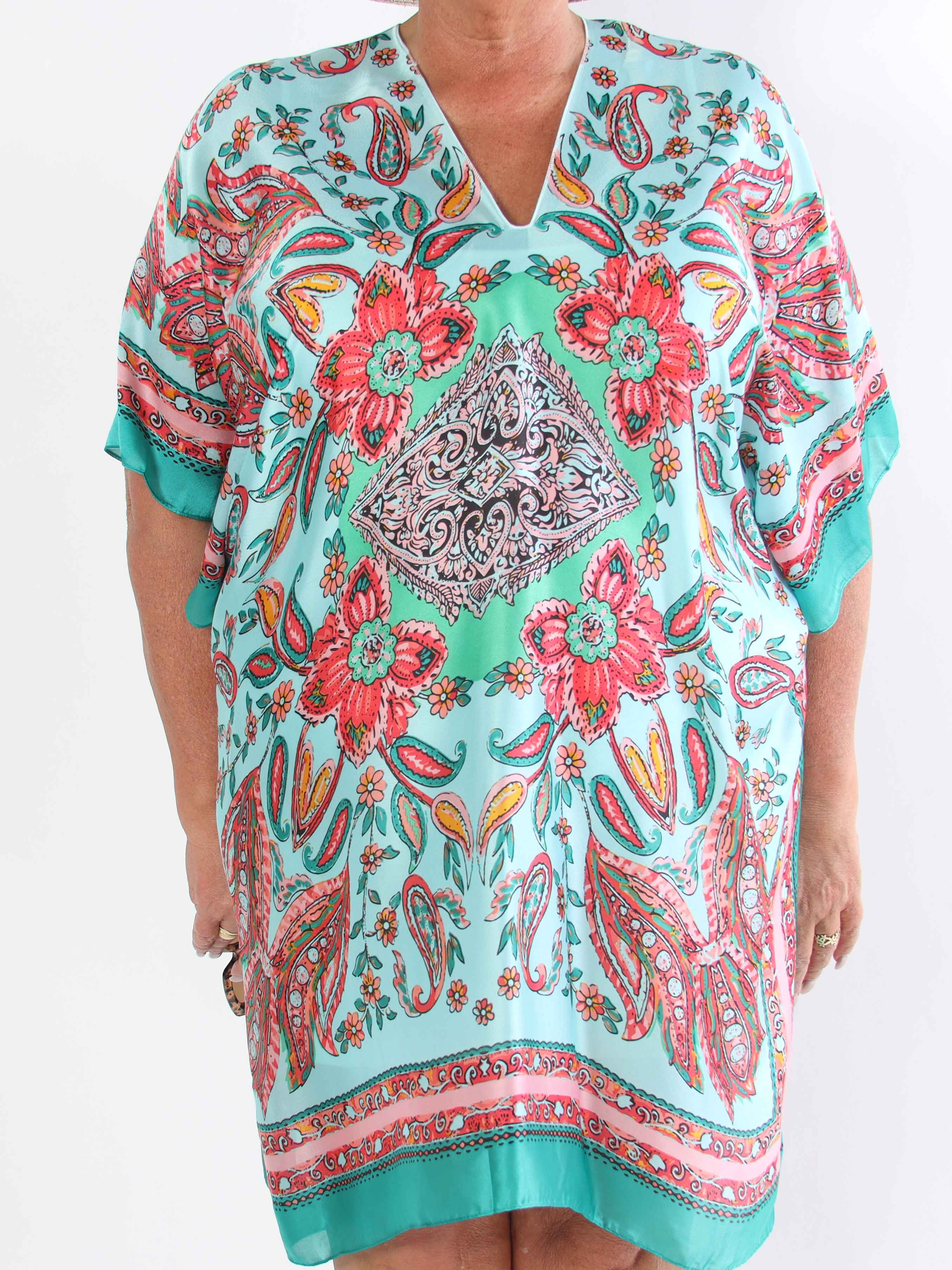 Miranda - Löst mönstrad plus size-tunika i mjuk viskos och siden